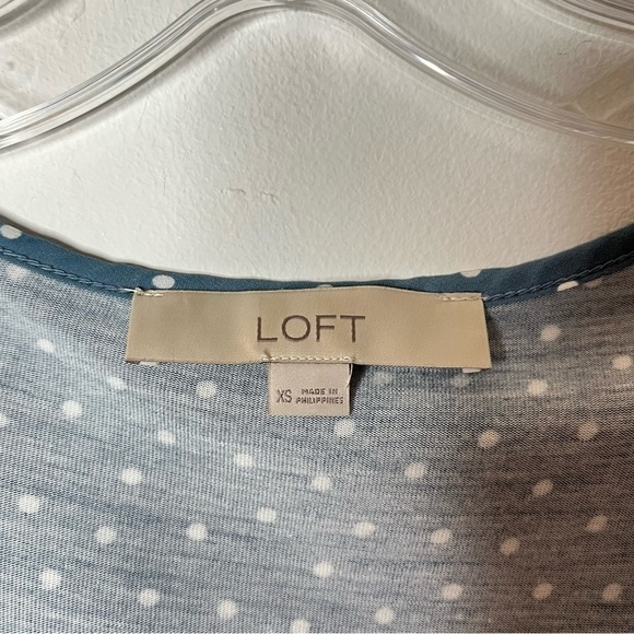 Loft Women's Top XS Blue Polka Dot Print Dolman Short Sleeve Tunic Mix Media - Picture 5 of 6